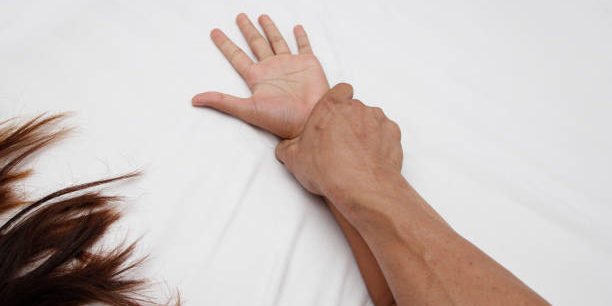 كيف تحمي نفسك من الاعتداء الجنسي تحت تأثير المخدر